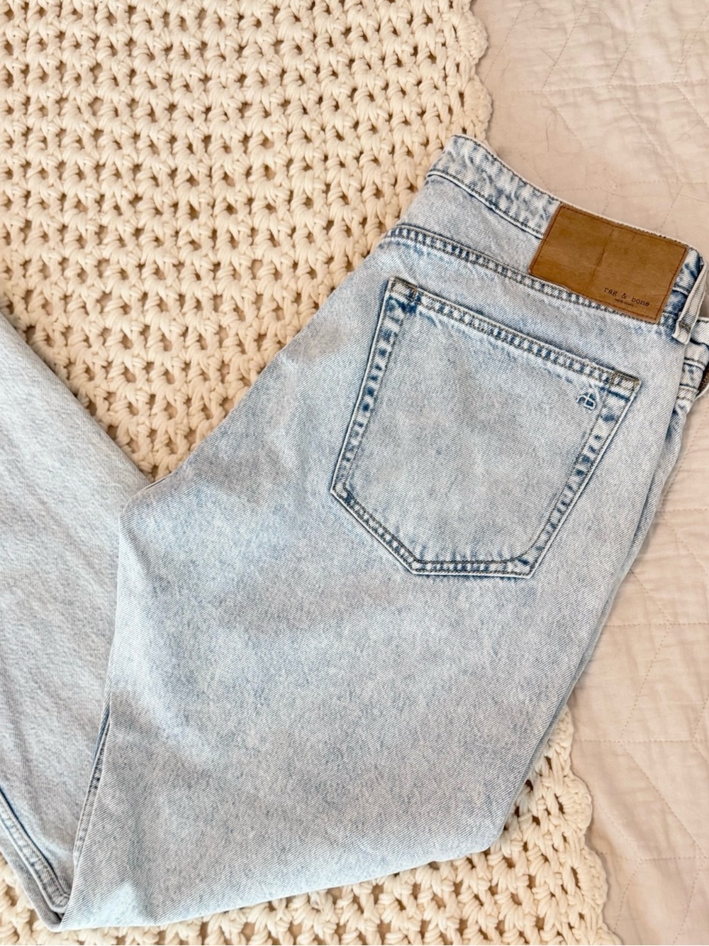 Rag & Bone Rosa Faded Boyfriend Jeans (30)